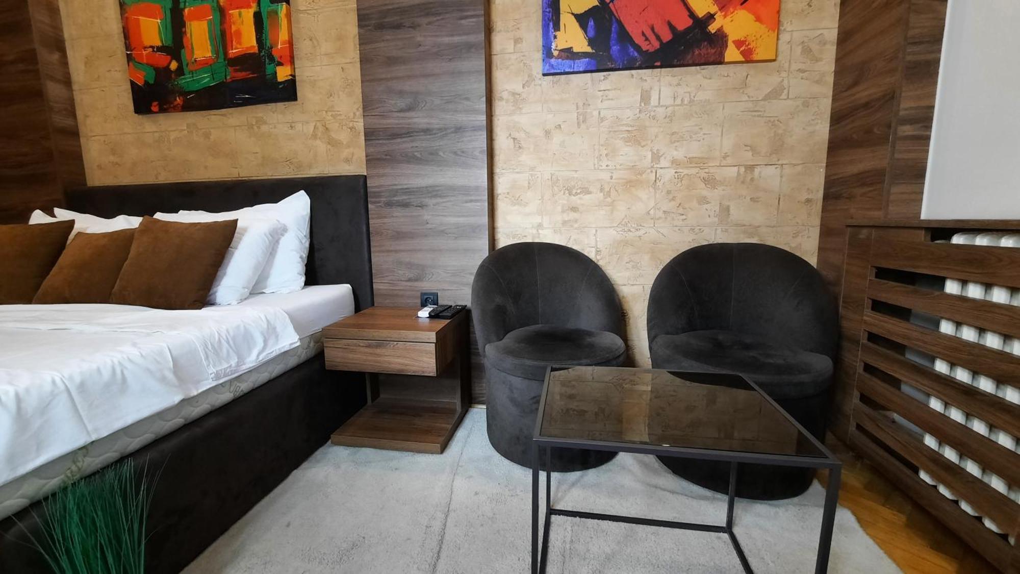Apartman D Lux Jacuzzi Kragujevac Extérieur photo